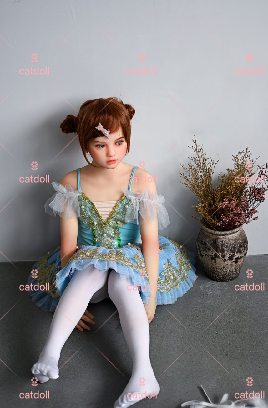 Poupée miniature réaliste Milana en TPE de 123 cm de UTDOLLS – Image 4