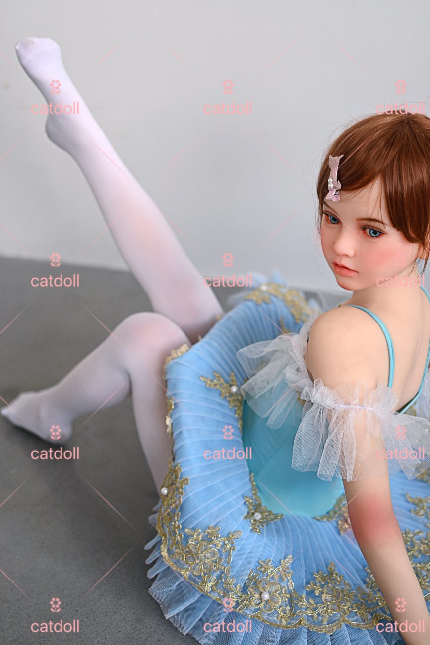 Poupée miniature réaliste Milana en TPE de 123 cm de UTDOLLS – Image 7