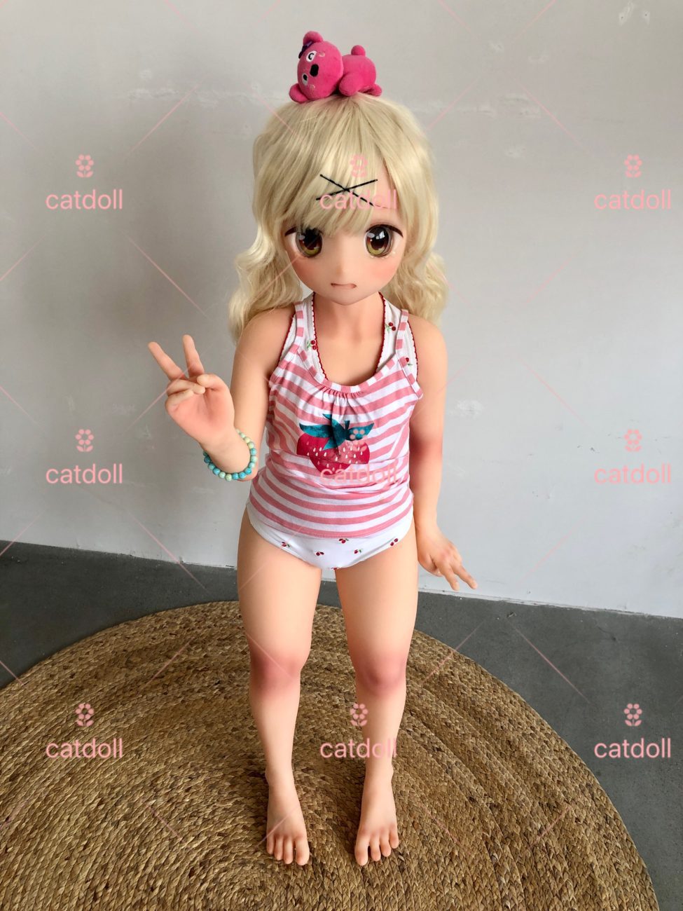 Poupée réaliste UTDOLLS 102 cm B04 en TPE avec tête d'anime – Image 2
