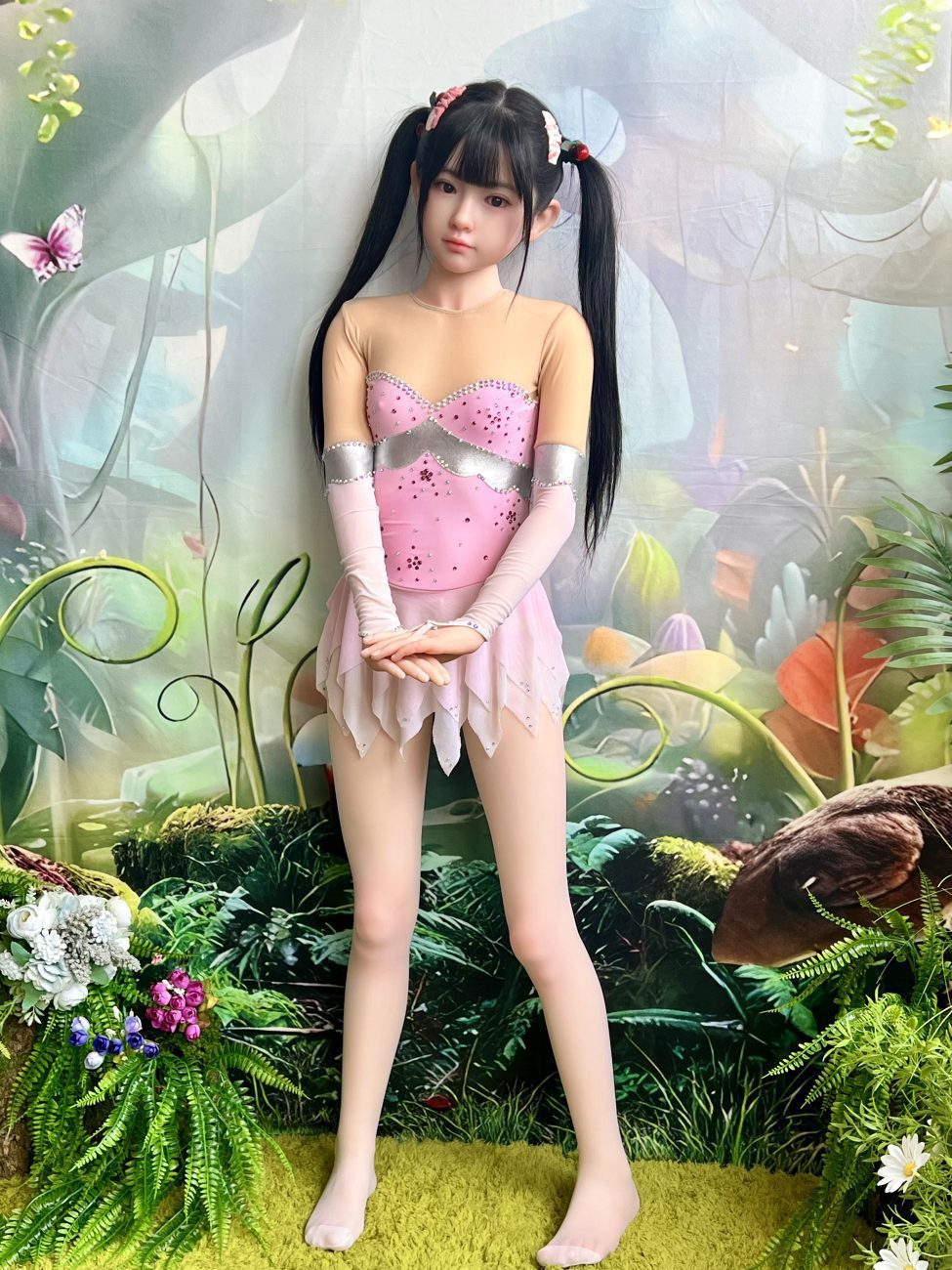 UTDOLLS 138CM Airi (Corps en TPE avec tête en silicone rigide) – Image 3