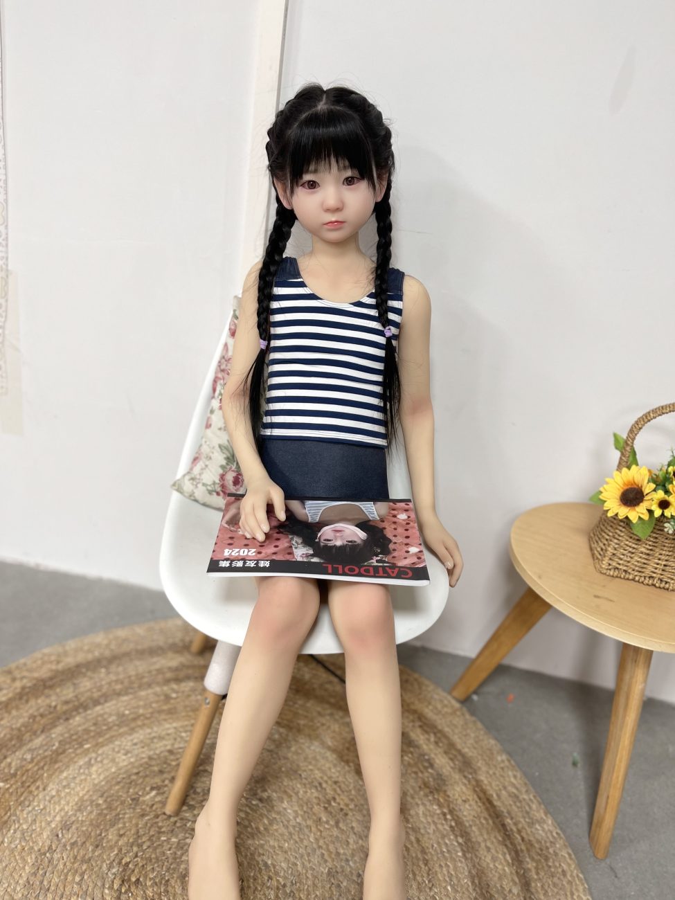 UTDOLLS Kiki 128 cm (corps en TPE avec tête en silicone rigide) – Image 3