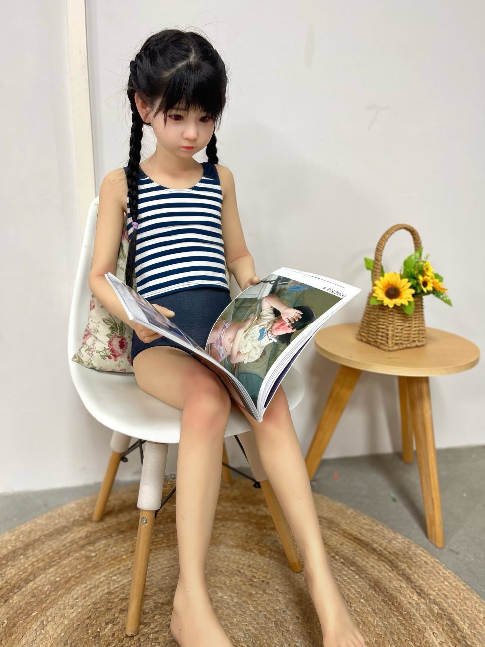 UTDOLLS Kiki 128 cm (corps en TPE avec tête en silicone rigide) – Image 5