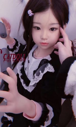 Photos des clients de la poupée UTDOLLS Nanako de 115 cm (corps en TPE et tête en silicone rigide)