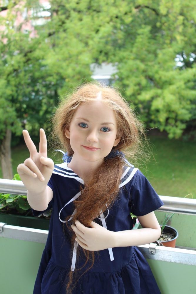 Photos des clients de la poupée UTDOLLS Alisa de 126 cm (corps en TPE + tête en silicone rigide) – Image 4