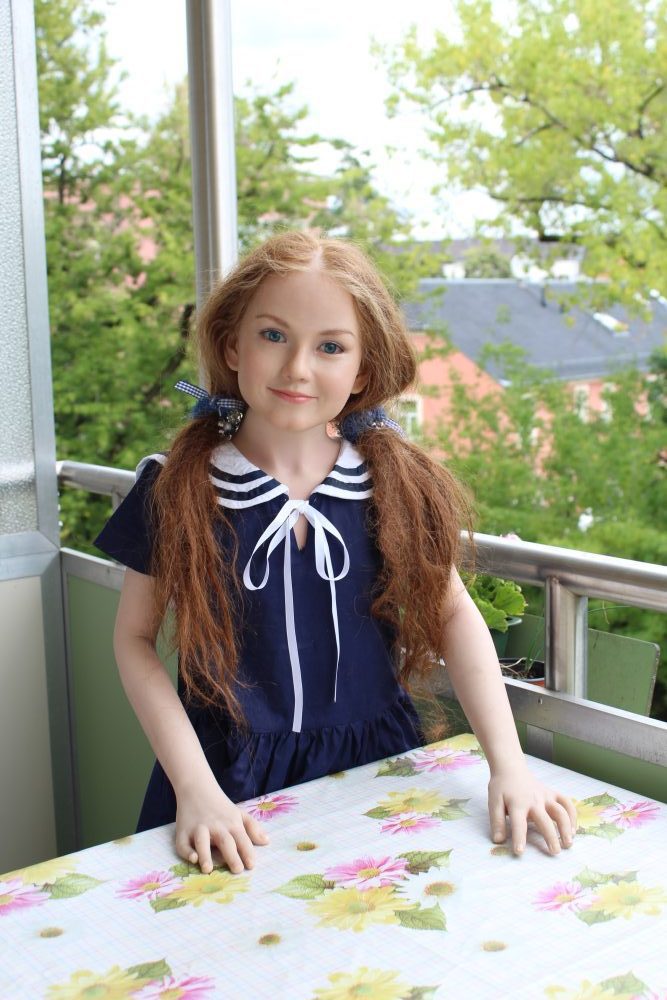 Photos des clients de la poupée UTDOLLS Alisa de 126 cm (corps en TPE + tête en silicone rigide)