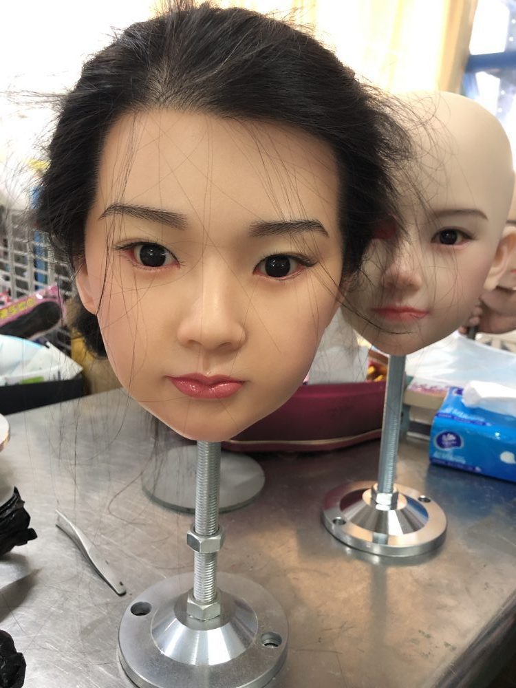 UTDOLLS 146CM Bonnet A/B Miho (Corps en TPE avec tête en silicone rigide) – Image 3