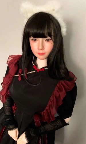 Photos des clientes de la poupée UTDOLLS 146 cm bonnet B (corps en TPE avec tête en silicone rigide)