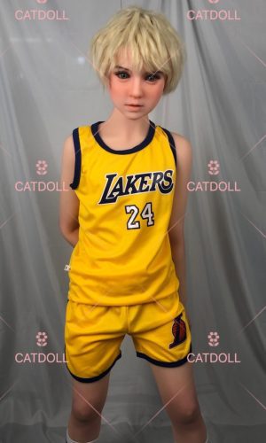 UTDOLLS Poupée Sasha Shota 133 cm