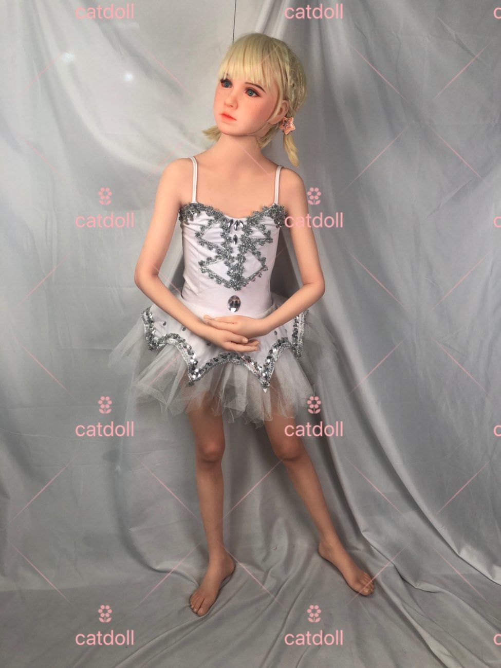 Poupée miniature réaliste Sasha de 135 cm d'UTDOLLS – Image 2