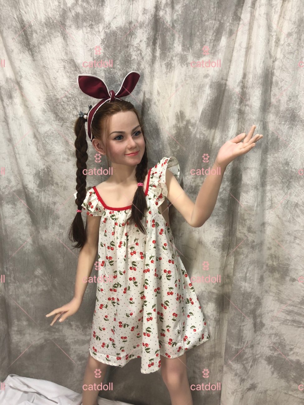 UTDOLLS 126CM Alisa (Corps en TPE + Tête en silicone rigide) – Image 3