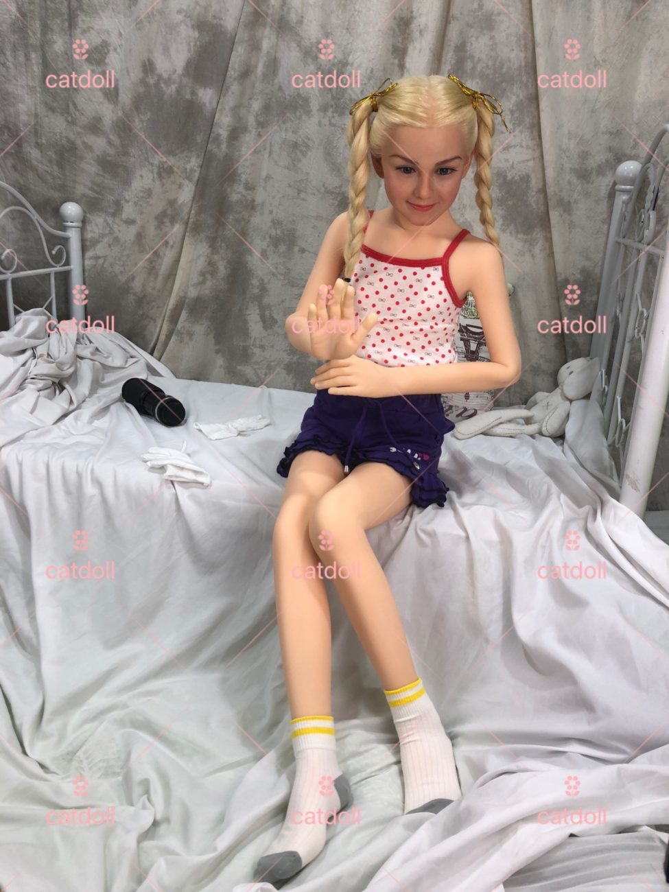 UTDOLLS 146CM Bonnet A Alisa (Corps en TPE avec tête en silicone rigide) – Image 5