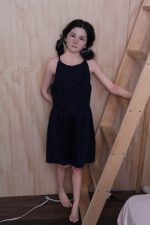 UTDOLLS Lucy 135 cm (corps en TPE avec tête en silicone rigide)