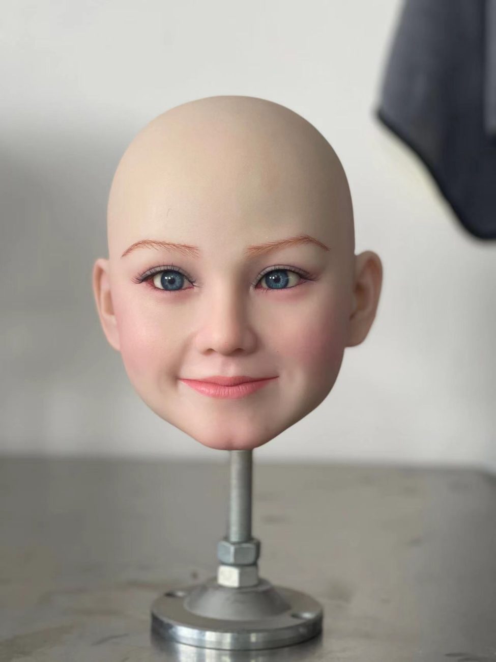 UTDOLLS Olivia 123CM (Corps en TPE avec tête en silicone souple) – Image 2