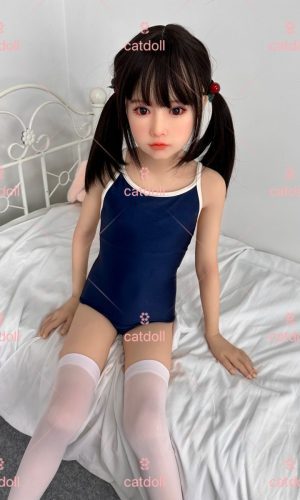 Poupée miniature réaliste Yuki de 128 cm de UTDOLLS