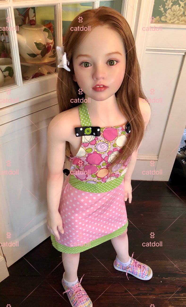 UTDOLLS Milana 115 cm (corps en TPE avec tête en silicone rigide) – Image 8