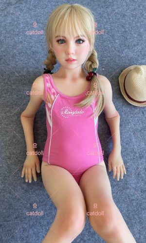 UTDOLLS 139CM Sasha (Corps en TPE avec tête en silicone souple)