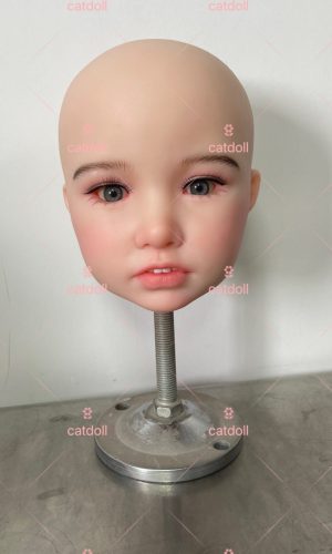 Tête en silicone souple Coco de UTDOLLS