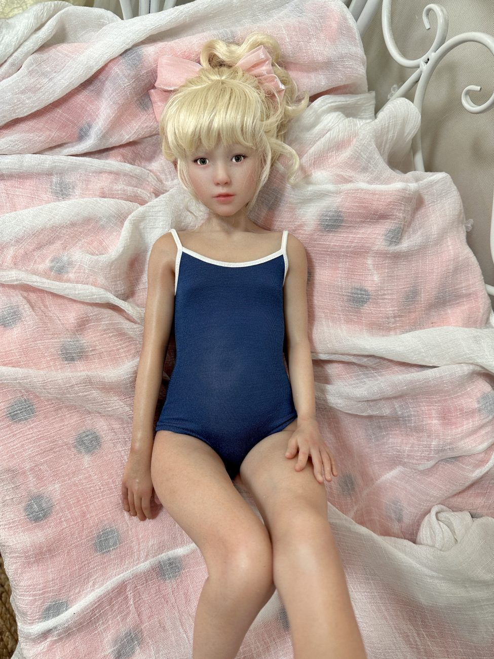 Poupée miniature réaliste en silicone Tami de 60 cm de UTDOLLS – Image 3