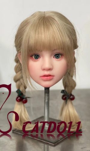 Tête en silicone souple Milana de UTDOLLS