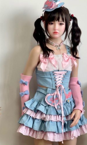 Poupée en silicone UTDOLLS Hanako de 148 cm