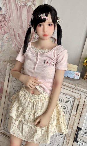 Poupée miniature réaliste Hanako TPE de 148 cm de UTDOLLS