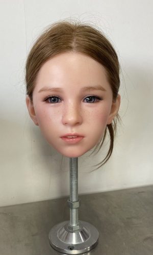 Tête en silicone dur UTDOLLS Dolly