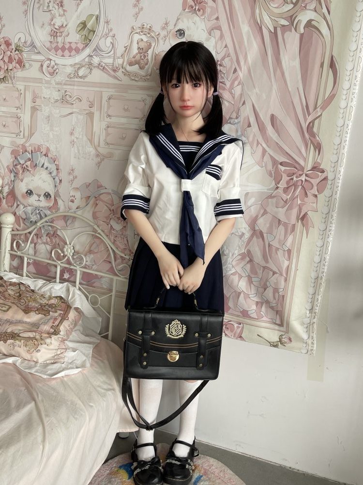 UTDOLLS Kara 140CM (Corps en TPE avec tête en silicone souple) – Image 5