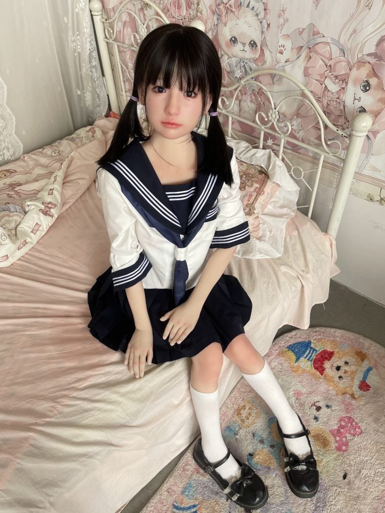 UTDOLLS Kara 140CM (Corps en TPE avec tête en silicone souple)