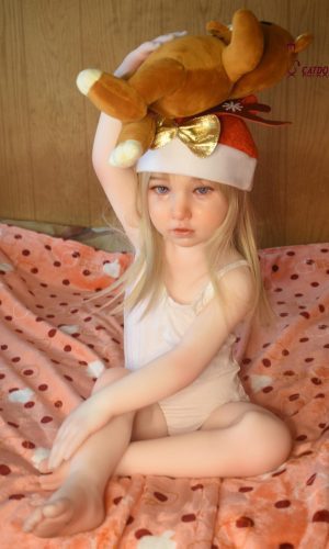 UTDOLLS 88CM Coco (tête en silicone souple et corps en TPE)