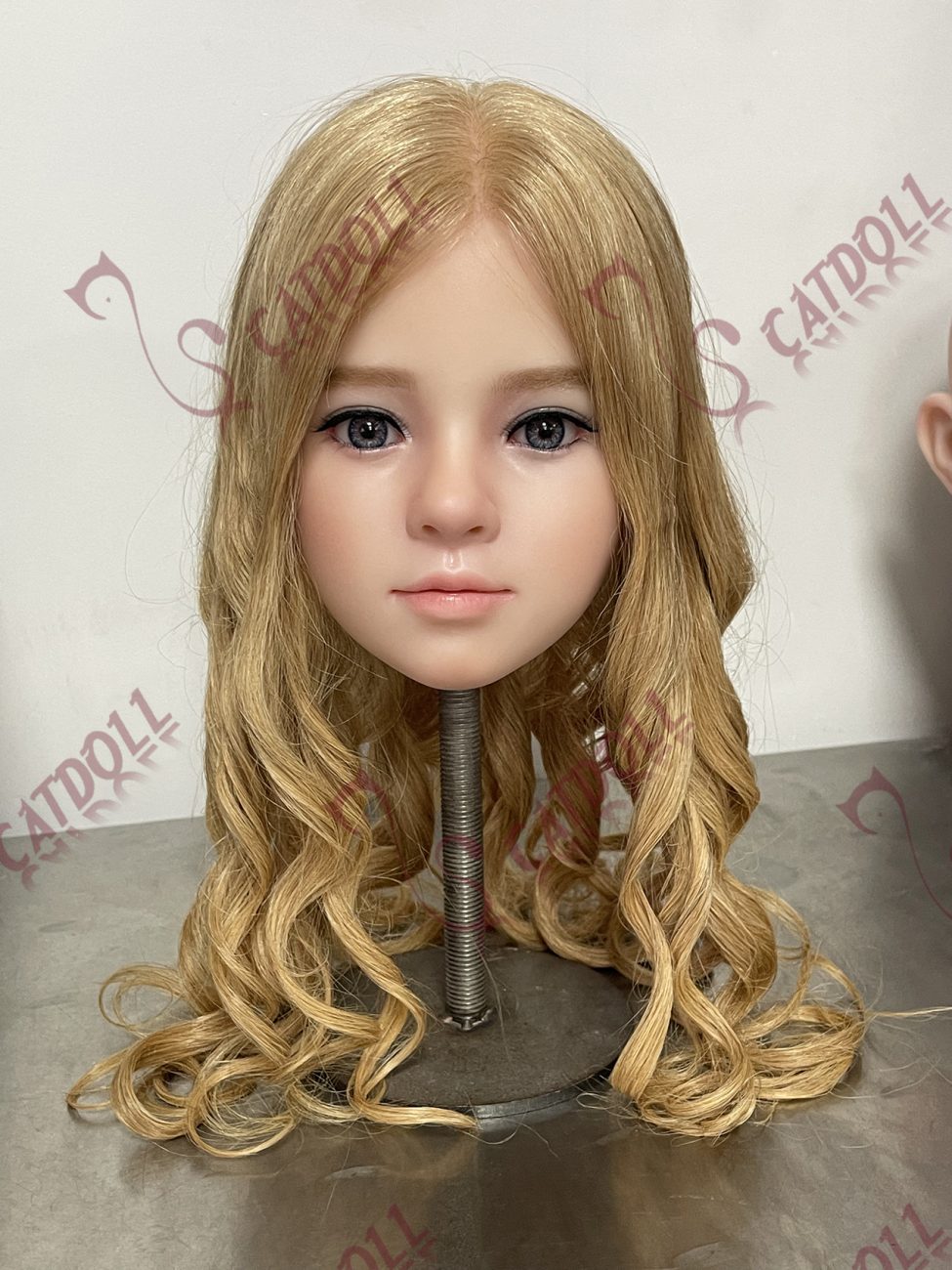 Tête hybride en silicone UTDOLLS Ava