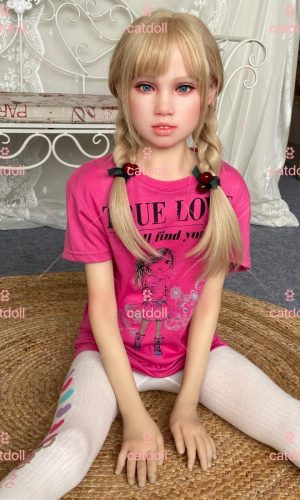 UTDOLLS 139CM Luisa (Corps en TPE avec tête en silicone souple)